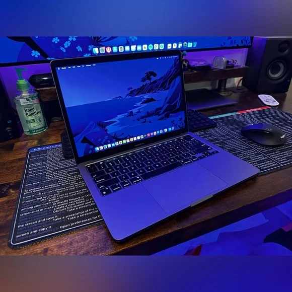 Apple | Computers, Laptops & Parts | 222 Macbook Pro M2 52gb Ssd
